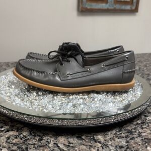 BED|STU Gray Leather Boat Shoes with Gum Sole EUC 9.5